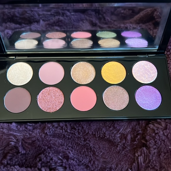 Pat McGrath Mothership VII: Divine Rose Eye Shadow Palette - Picture 2 of 9